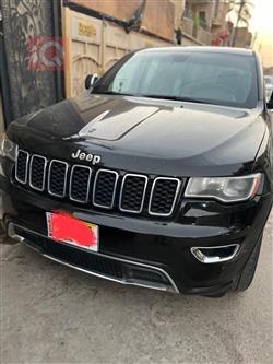 جیپ گراند شیرۆکی